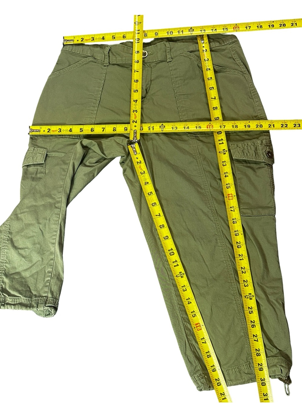 Time and Tru Olive Green Utility Drawstring Hem Cargo Capri Pants Size 14 - Picture 8 of 8